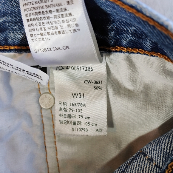 Levi's 501 Distressed Denim Shorts Women's 31 Waist Blue Festival High Rise - Picture 8 of 13